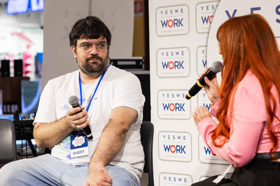 Sul palchetto di YesWeNERD è il turno di Francesco Miceli, in arte “Fraws”, creatore del canale youtube 'Parliamo di Videogiochi'