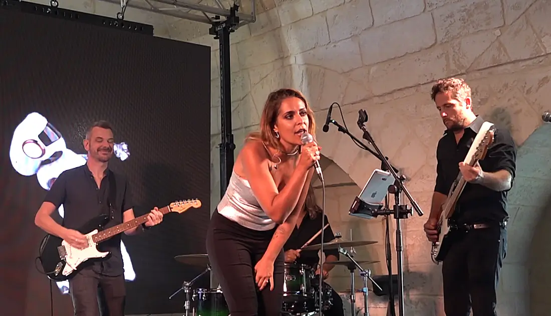 La Band di Max Panìco apre l'intervento 'Rock in Azienda' suonando dal vivo sul palco di 'Human Touch'